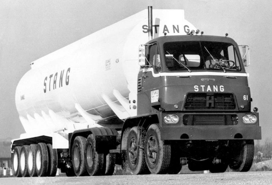  Hendrickson BD-560-F15 8x4 1960 года  (фото 1 из 2)